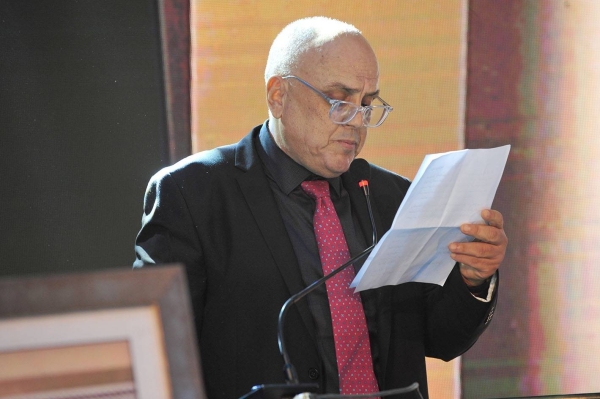 d50a880d-97fb-4ca8-b418-72f4da2efa32