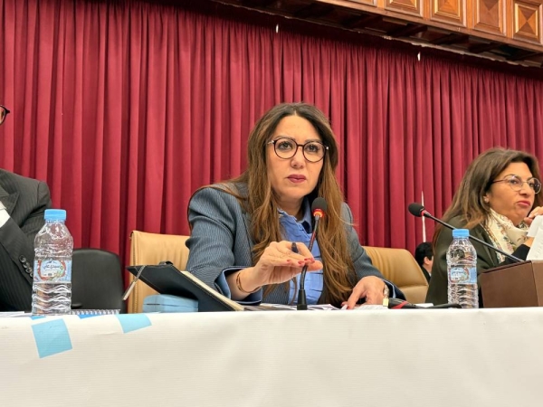 عمدة البيضاء