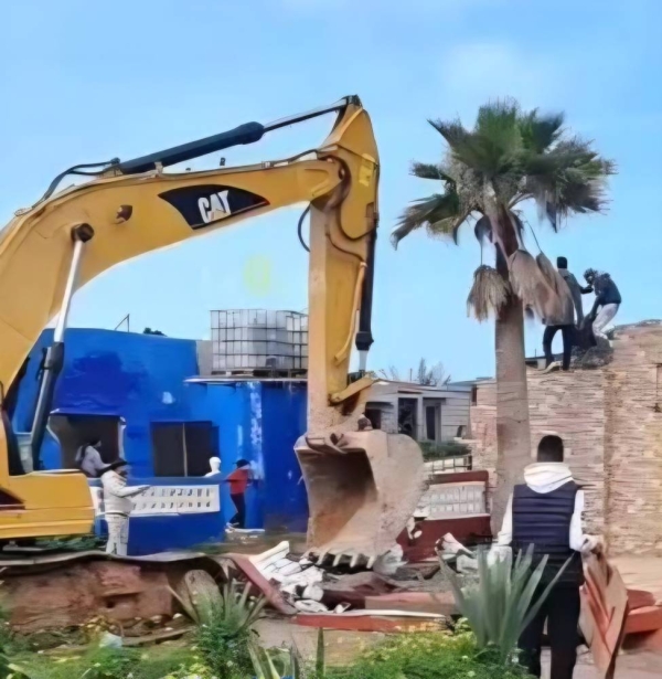  هدم المخيم الدولي طماريس