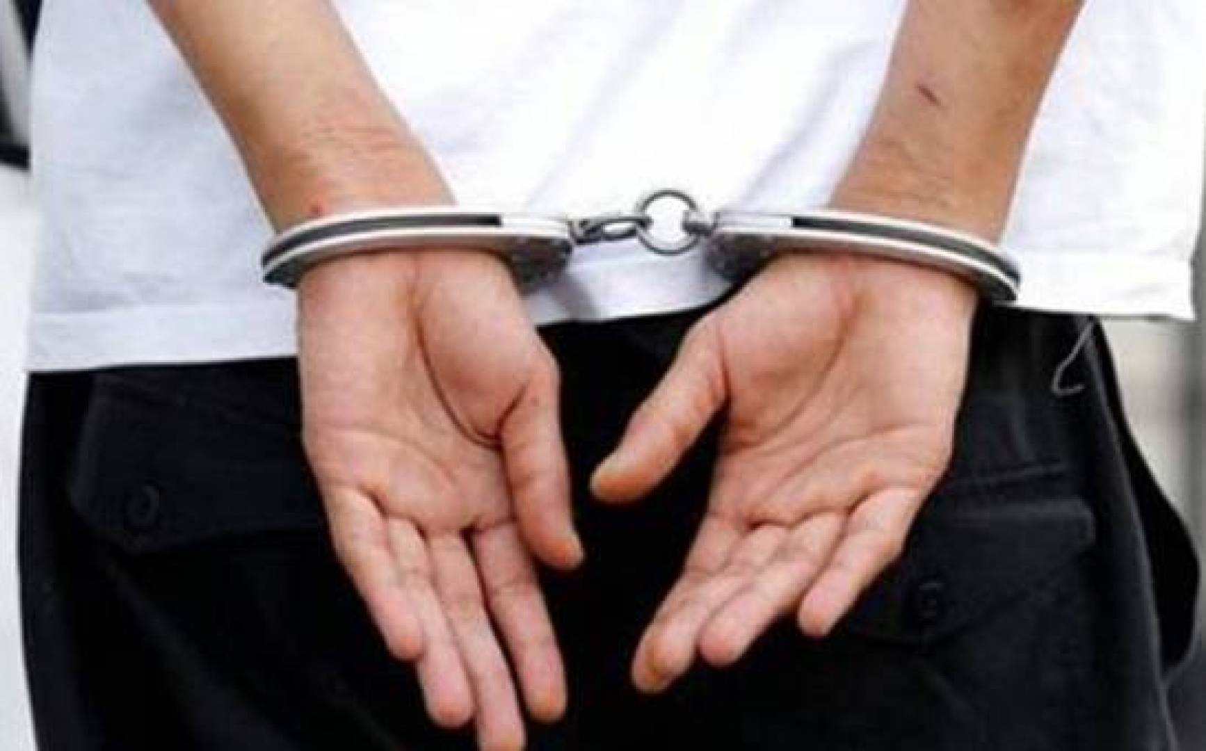 Arr____t_____244259784_354551_highres