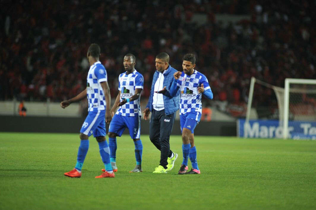 EF8AF4F3-ACF2-47C2-890F-AD8A4B0A0F9E