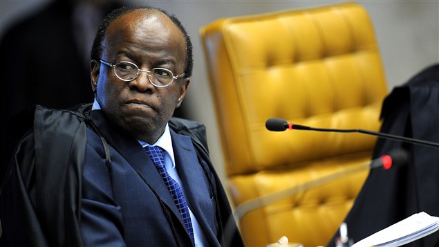 AFP_121011_0d5oo_joaquim-barbosa_sn635