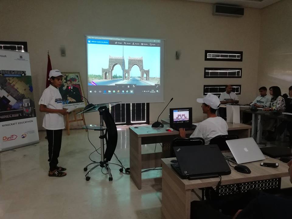 34410137_950890731759992_8831973986452635648_n