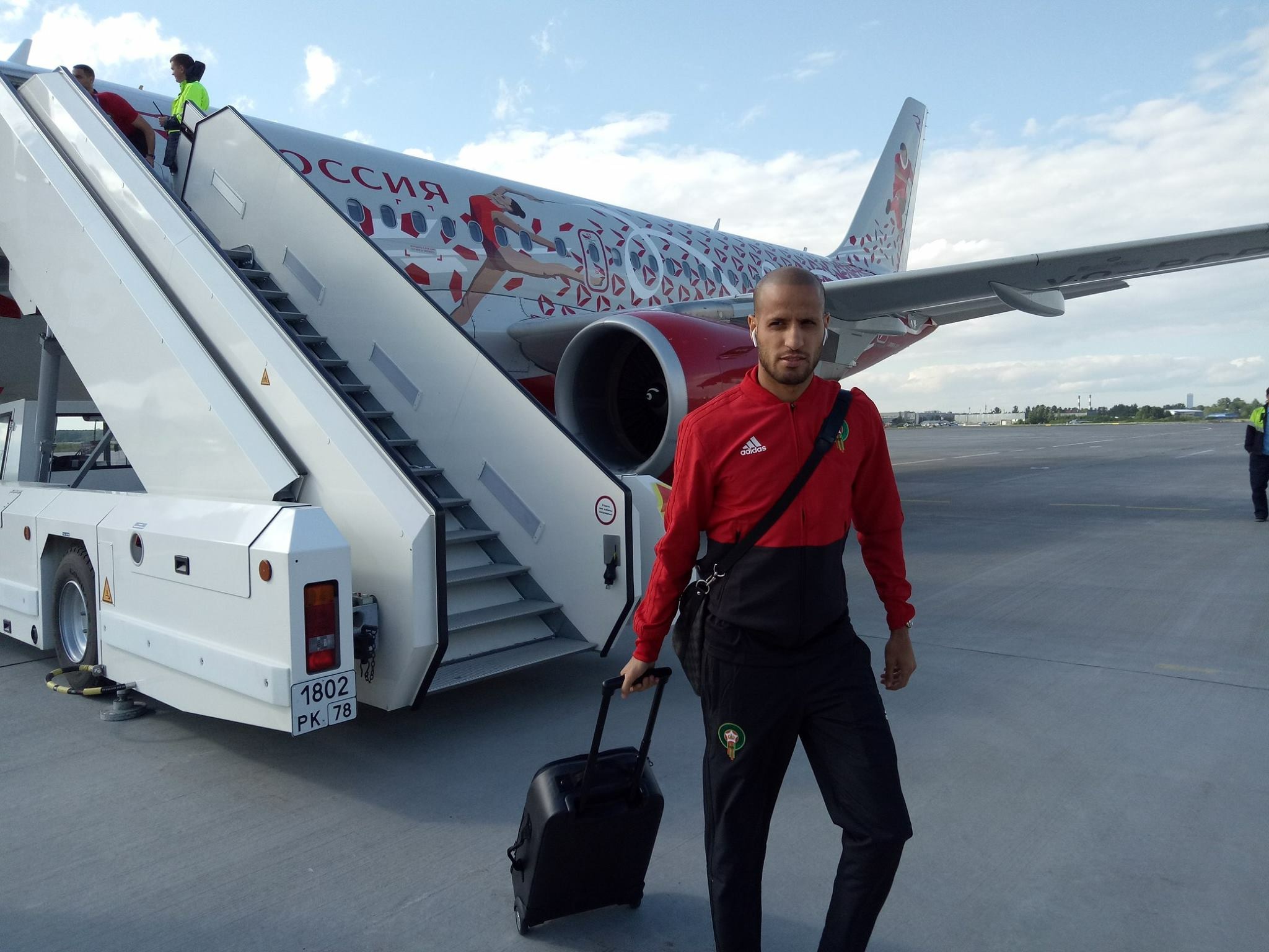 539D46AD-0D69-46DB-947D-513989B43EAD