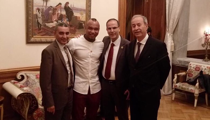 E292AACF-0316-4B1D-9D29-0D9271B8E2BC