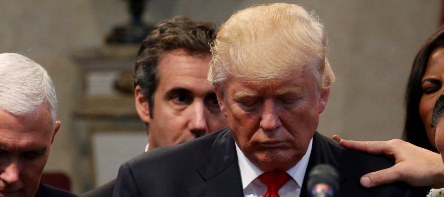 2018-07-25T162947Z_1585596740_RC15790FD5B0_RTRMADP_3_USA-TRUMP-RUSSIA-COHEN-900x400