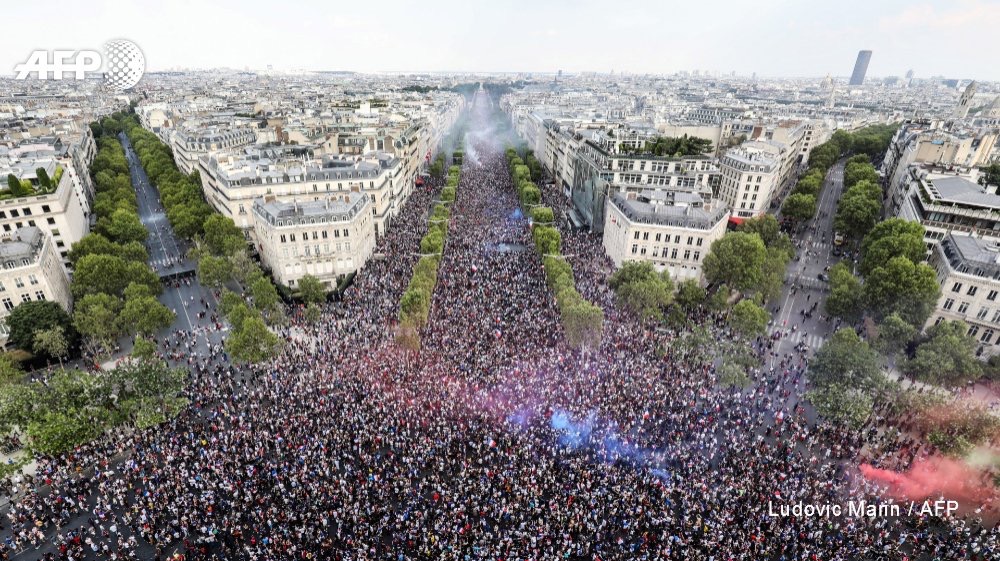 82F8DD3F-CDF9-4DEA-8DFE-5B82290760E1