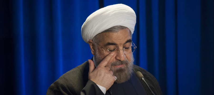 2013-09-26T120000Z_1675867431_GM1E99R0I3501_RTRMADP_3_USA-1-900x400