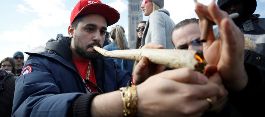 07845214-900x400-900x400-c-1