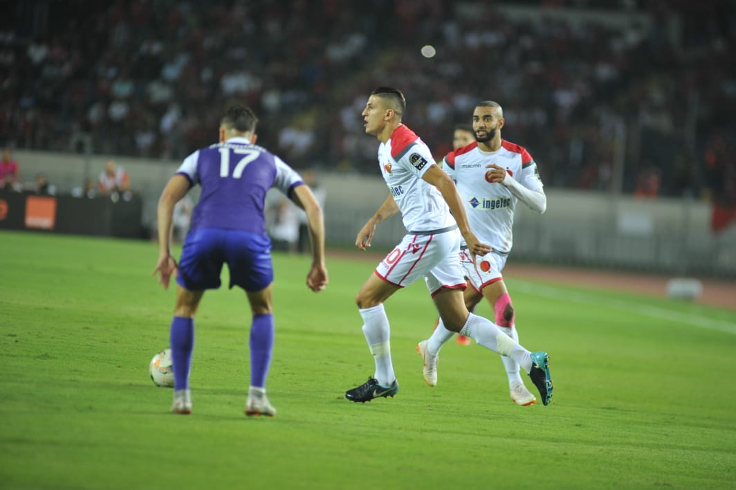 13BB32B1-052F-4881-B471-A0D7D64238EE