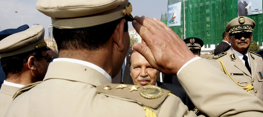 2005-09-26T120000Z_973796675_RP6DRNBBFWAB_RTRMADP_3_ALGERIA-900x400