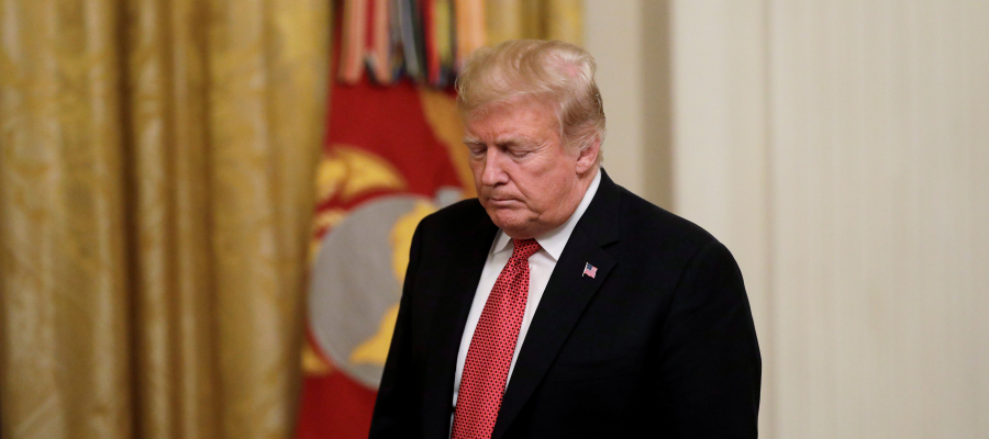 2018-10-17T210227Z_1654004923_RC12640E3930_RTRMADP_3_USA-TRUMP-MEDAL-900x400