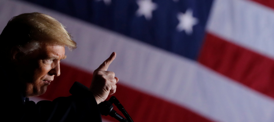 2018-11-02T010402Z_820861793_RC12C37E7AD0_RTRMADP_3_USA-ELECTION-900x400