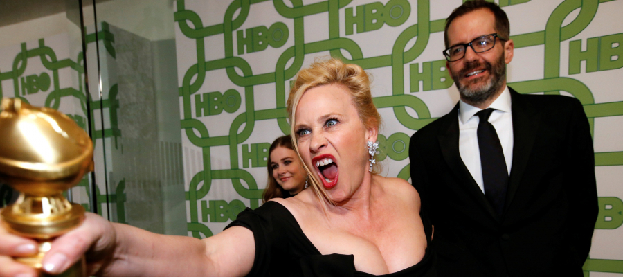 2019-01-07T072544Z_1886280509_RC14B587B080_RTRMADP_3_AWARDS-GOLDENGLOBES-900x400