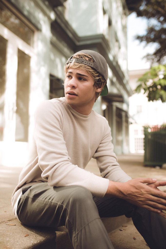 7E7B464B-E3E8-4234-811B-7C705E34D484