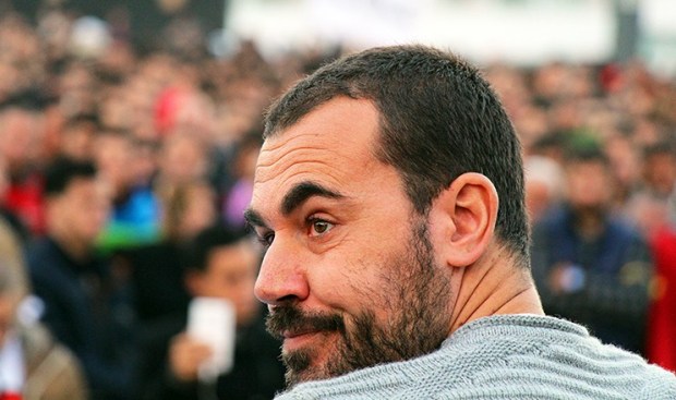 D52CB21F-7B3C-4014-9E3B-6FDB28A8D3EE