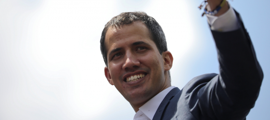 2019-02-02T200825Z_510696310_RC16598936D0_RTRMADP_3_VENEZUELA-POLITICS-900x400