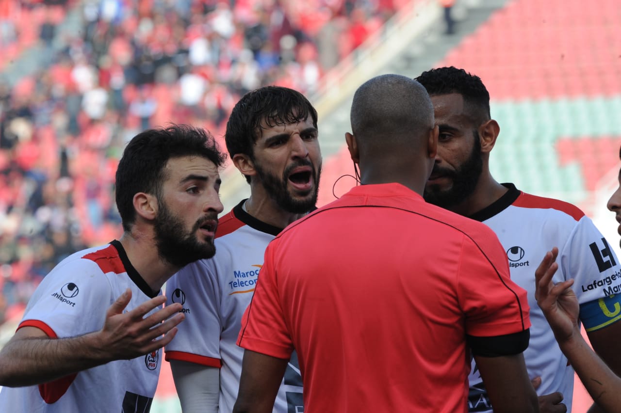 71A02BC1-76B8-437B-BD29-C6C4DA005741