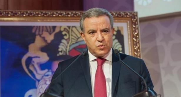 DC0AA76A-3F50-4E47-9D36-8395342070B6