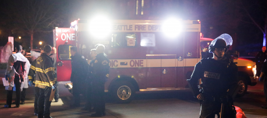 2017-01-21T120000Z_959518839_RC1C2C260090_RTRMADP_3_USA-TRUMP-INAUGURATION-PROTESTS-900x400