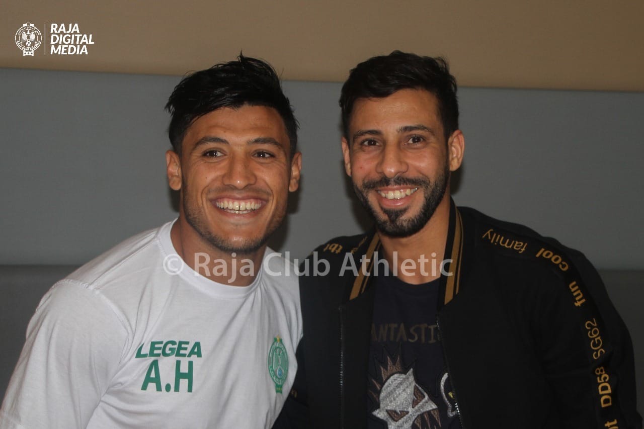 E57D894F-4A16-4F37-AC2D-B3D77503A6A1