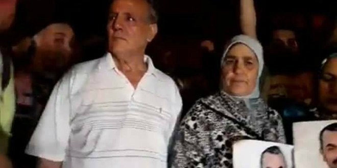 7C52CBF9-A4B4-493A-AC8B-CEAE9F77A7A2