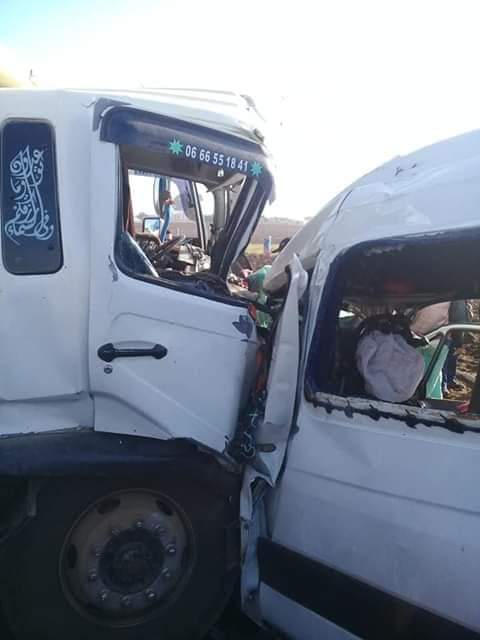 E5702A7D-4D6F-4BA2-8D90-2A6AE5E5AFAC