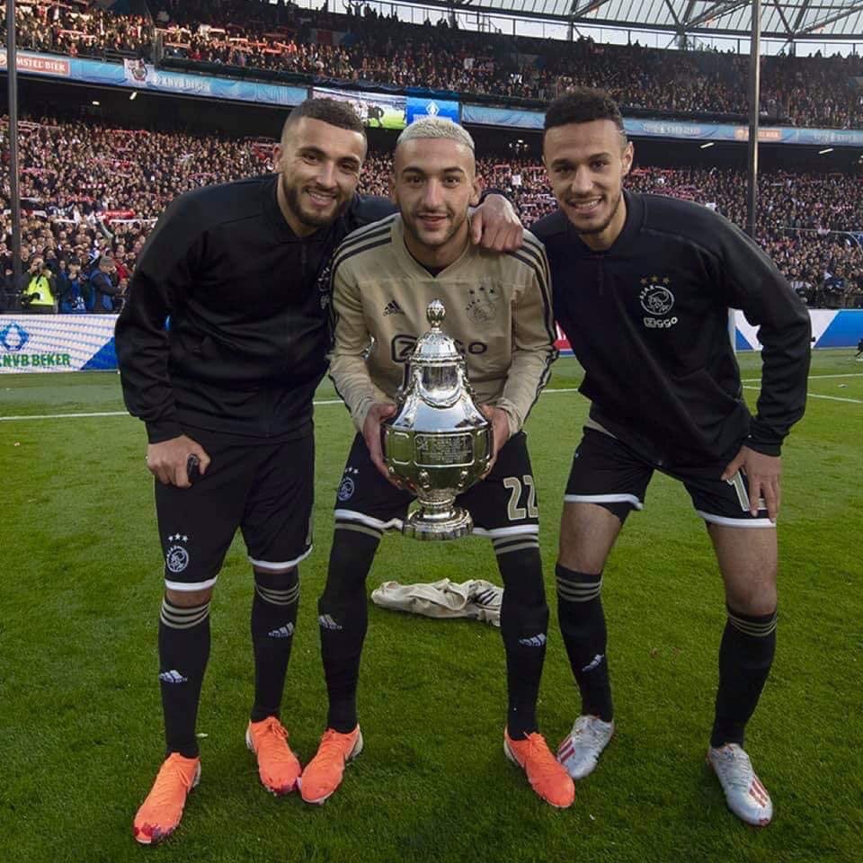 EDD41D89-D4F3-4D10-8563-4E8CB6ACC0D9