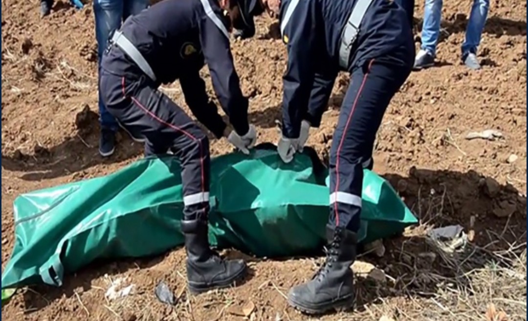 05A3E41A-8B2E-4076-85EE-BB36500AC1A4