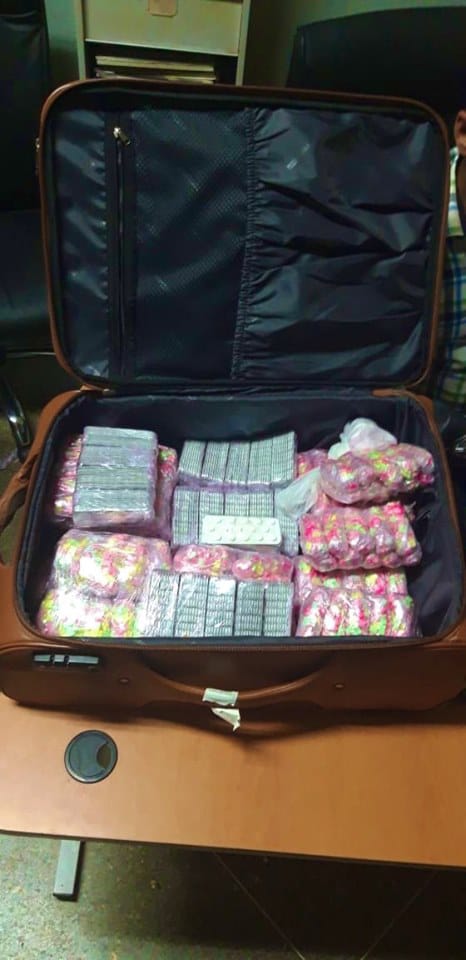 0F18FAD0-44E4-482A-BD57-388FB909B9FD