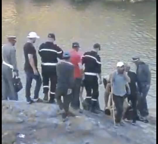 A771E35C-FFE3-4B14-A9F5-D18E1389E130