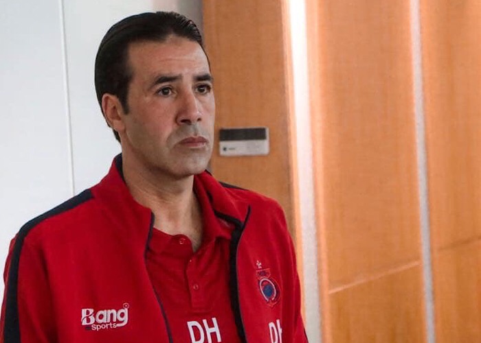 415FA3E2-16E3-48A4-A456-8991A0F41CE3