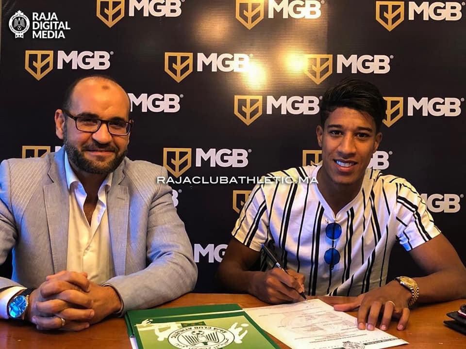 69291E7D-DE6B-4DB3-B5E7-CCF16E3AA320