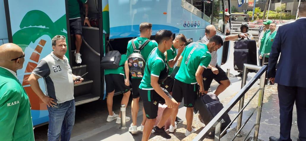 5A5BA68D-73A7-4D8D-A9A0-BF8CE6230ED9