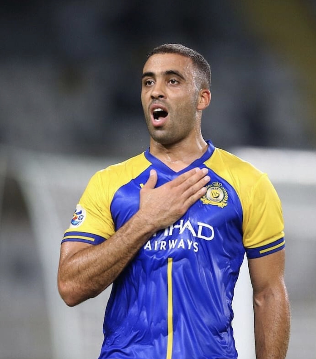 EF0CC636-6A4A-4694-9F69-9922390A24F4