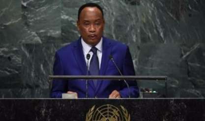 18810091881491128240