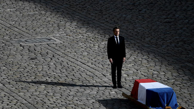 20190930-macron-chirac-invalides_1