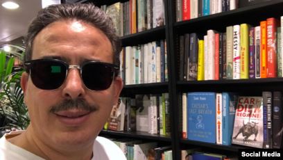 7059B5A7-84AE-445A-90A0-15D961DCC63D