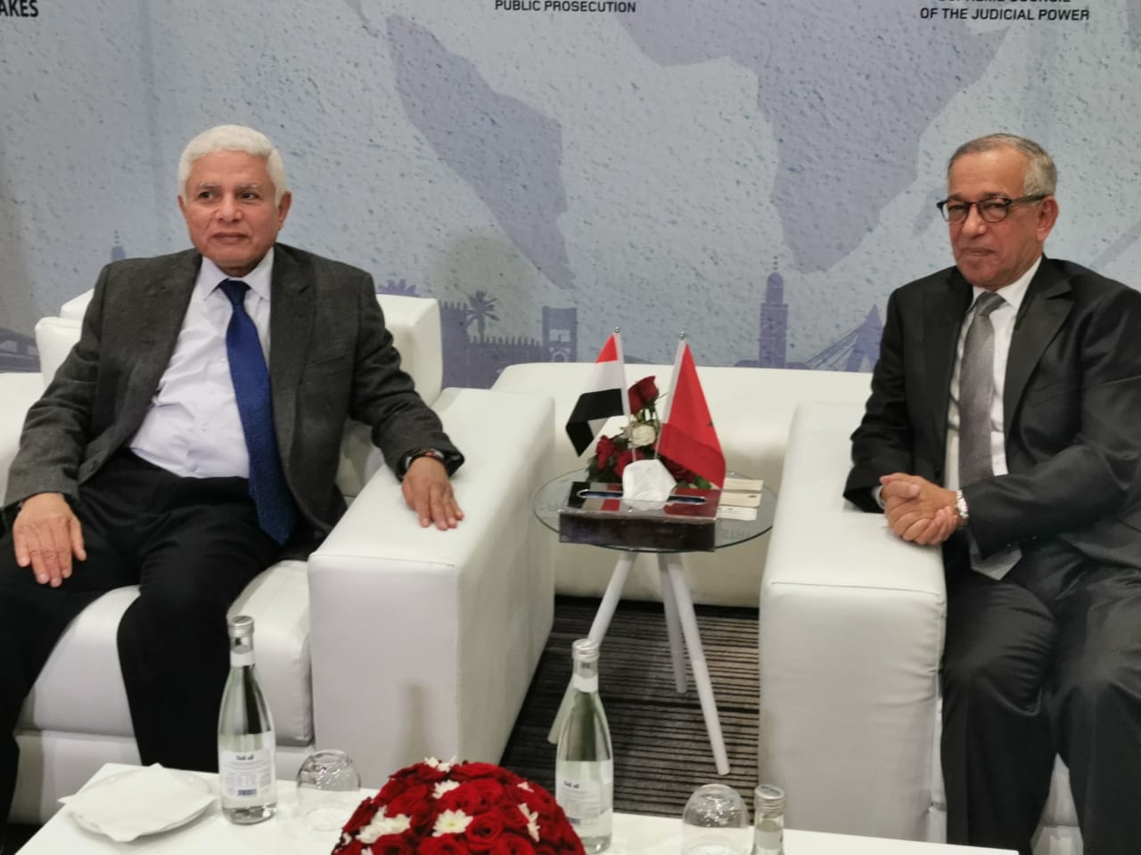 B958EAC1-2BB8-48EA-810D-584B455E137F