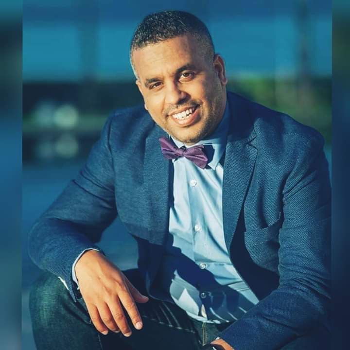 B9AE6DC2-4C7F-4733-850D-87A68F6F878A