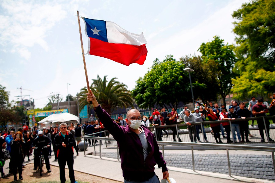 CHILE-TRANSPORT-METRO-PROTEST
