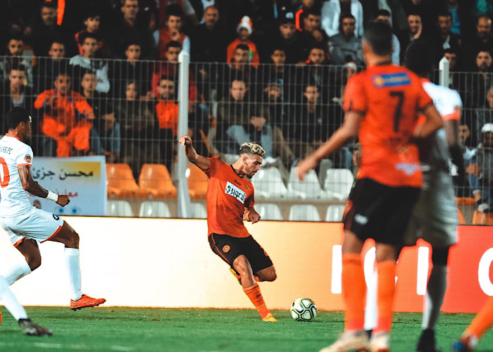 0E1915D8-7B51-4883-9227-139390F9EB3B