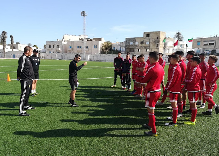 160EE472-5BB7-42EF-9065-1DF0718475CD