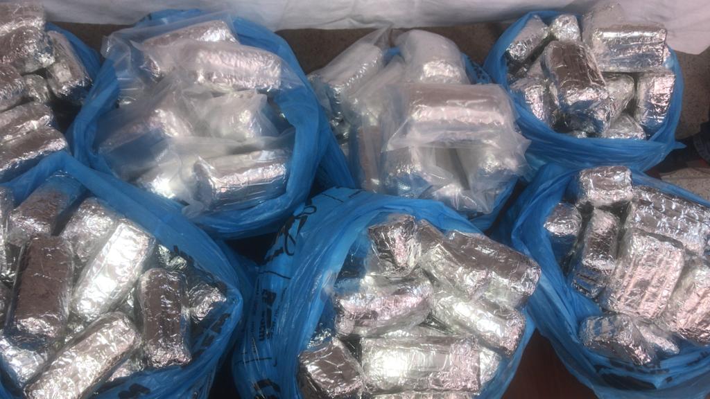 93C47B50-383C-4364-9E4B-780C9B289AE2