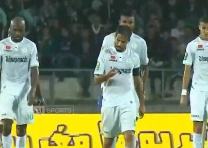 A02E99DE-64EC-4CAB-9C75-DDA72B77D958