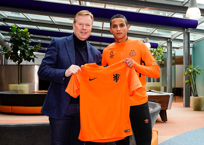 A6B6A9B0-8A53-4B29-A733-C6E91F230F3F