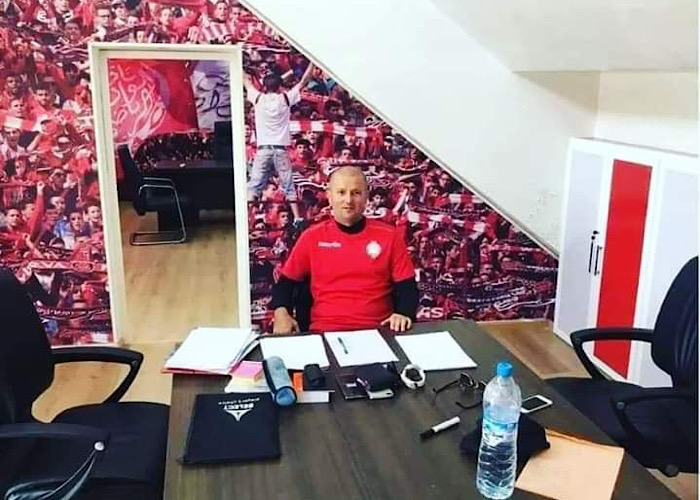 B8CACB47-1565-41C1-AC49-2A950E78614B