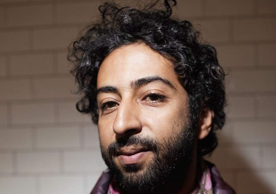 39421067-37F6-477B-8A3A-C40B069947B3