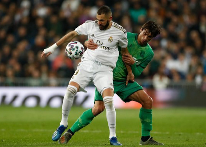 E2E9B4FE-5A34-4014-96CF-2CC72E0FB415