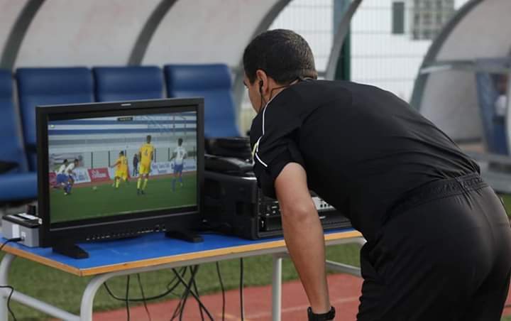 FEE47571-9A4F-4610-A791-9A01CAB38FC4